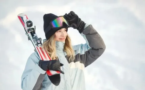 贴牌走向品牌！OutdoorMaster一年卖出40万滑雪镜