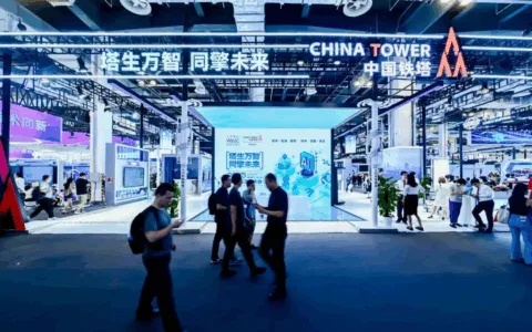 中国铁塔展示“AI+行业应用”亮点特色